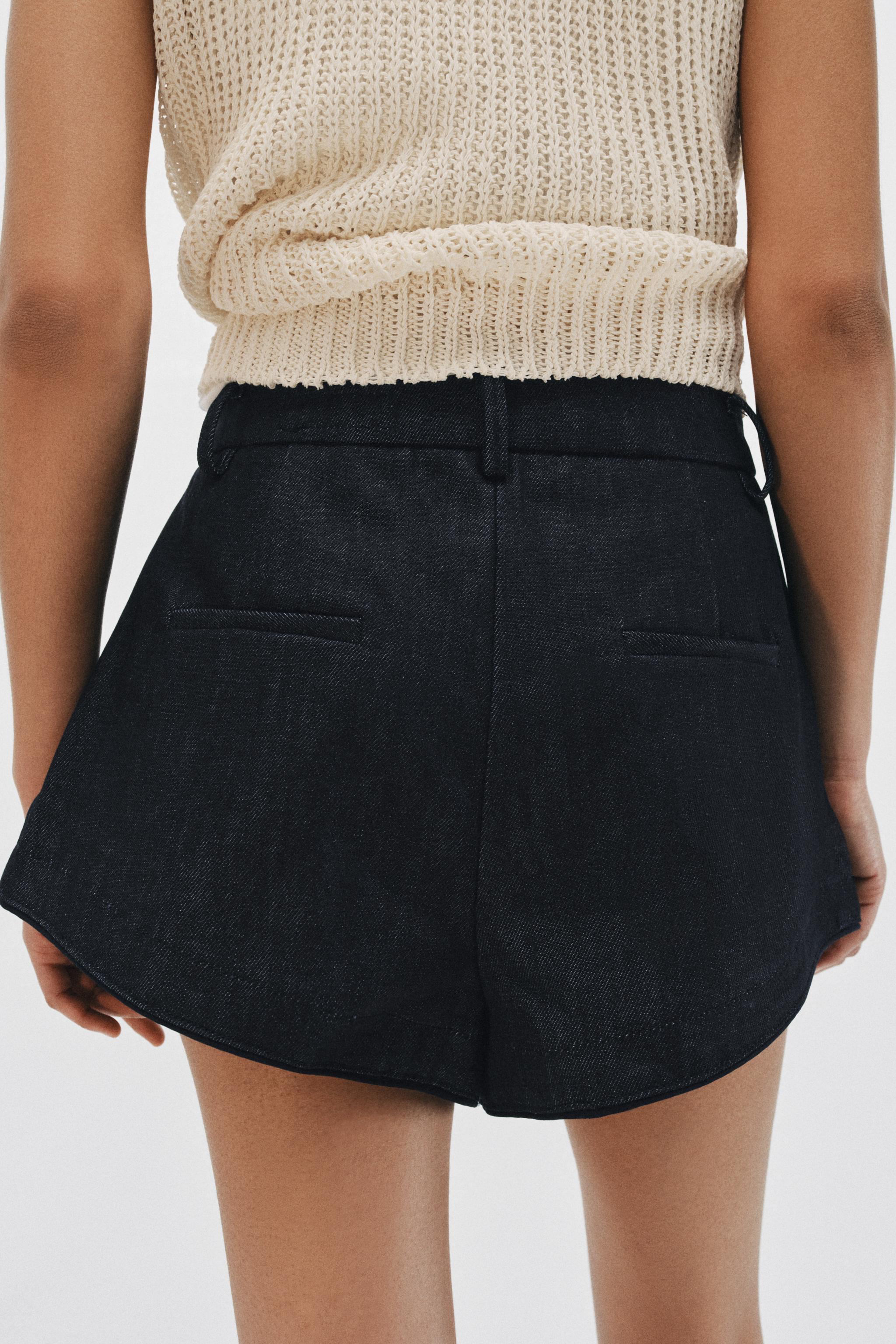 ZW COLLECTION PLEATED DENIM SHORTS